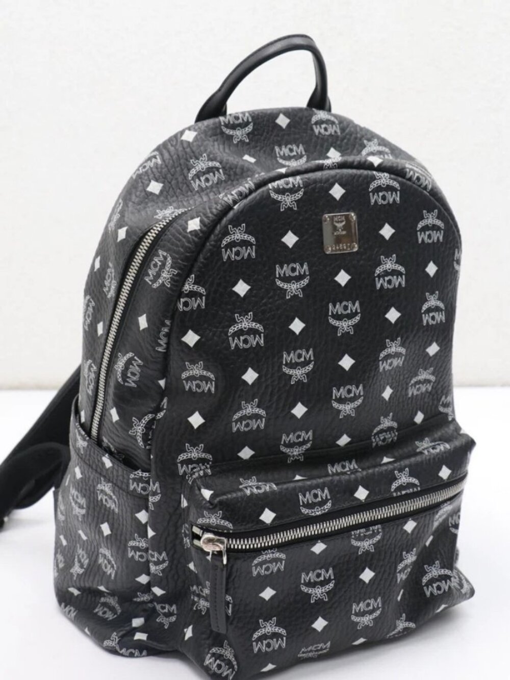 MCM Stark Backpack Visetos White Logo Medium - Black/White